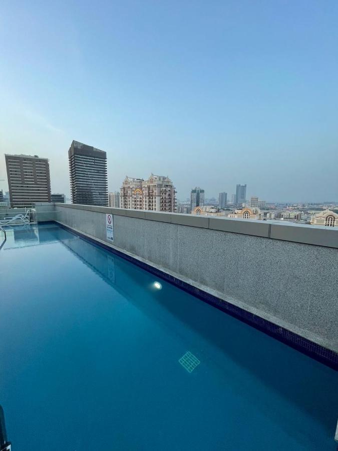 Great View, Dubai Sportcity, Parking Included, Nice Apartments 외부 사진