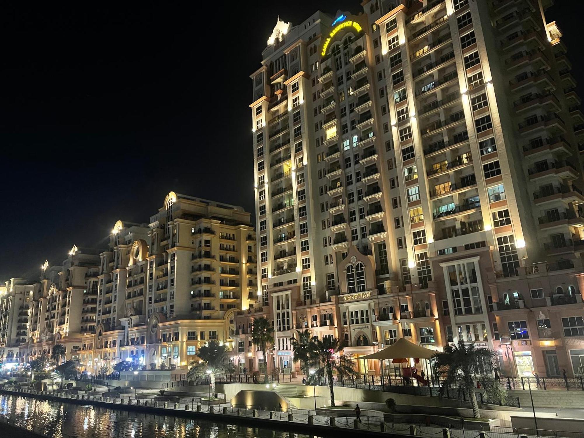 Great View, Dubai Sportcity, Parking Included, Nice Apartments 외부 사진