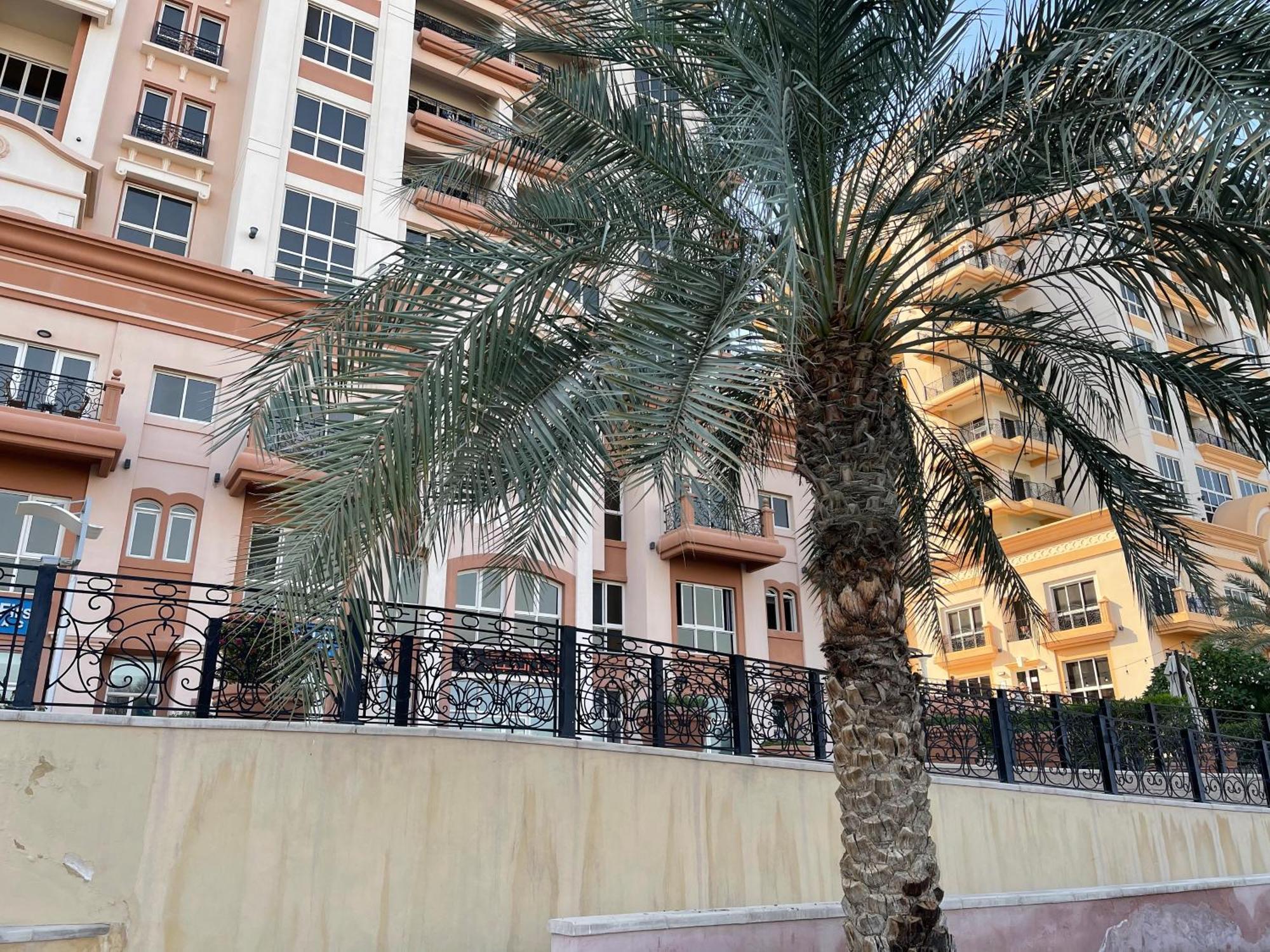 Great View, Dubai Sportcity, Parking Included, Nice Apartments 외부 사진