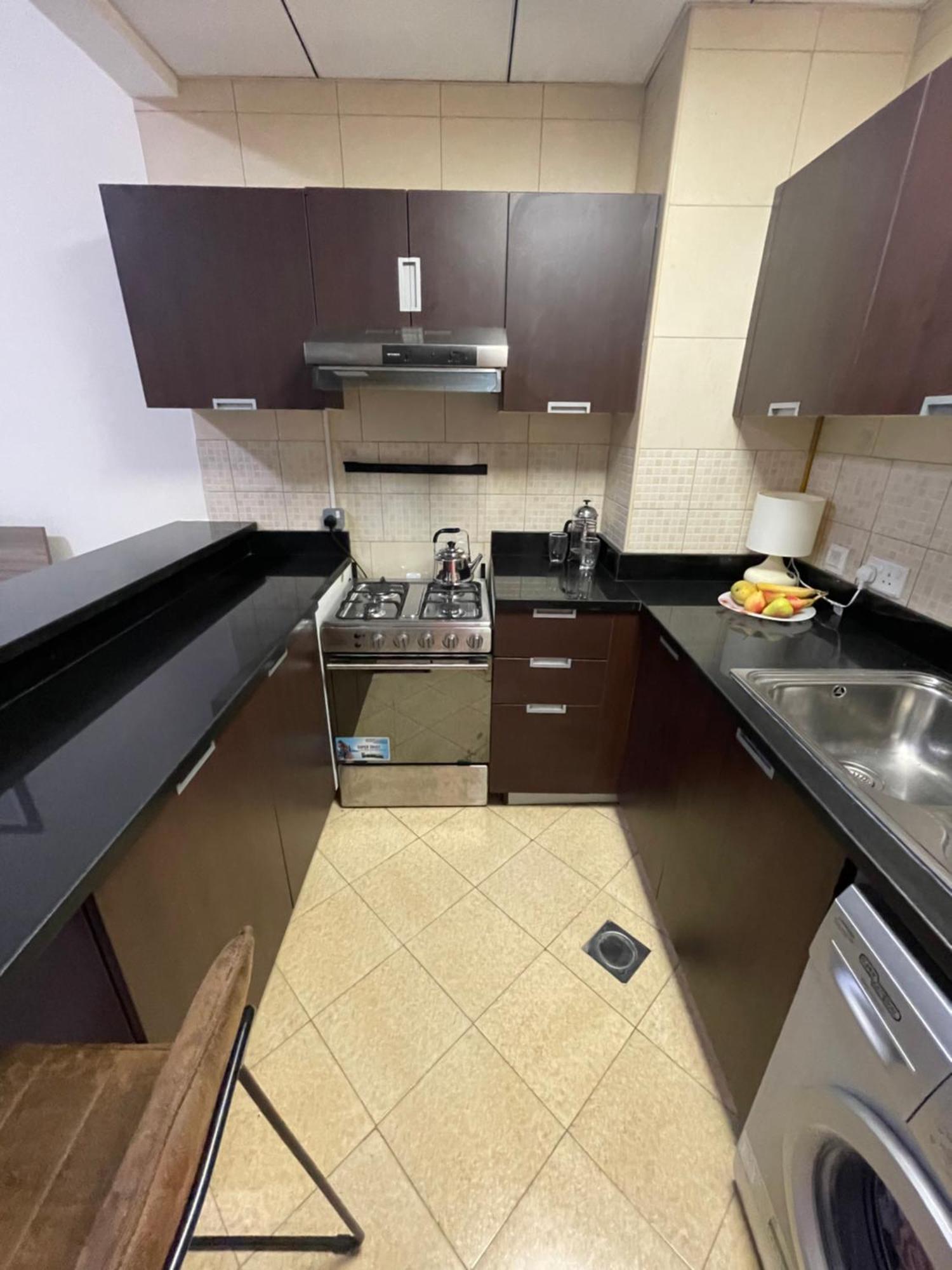Great View, Dubai Sportcity, Parking Included, Nice Apartments 외부 사진