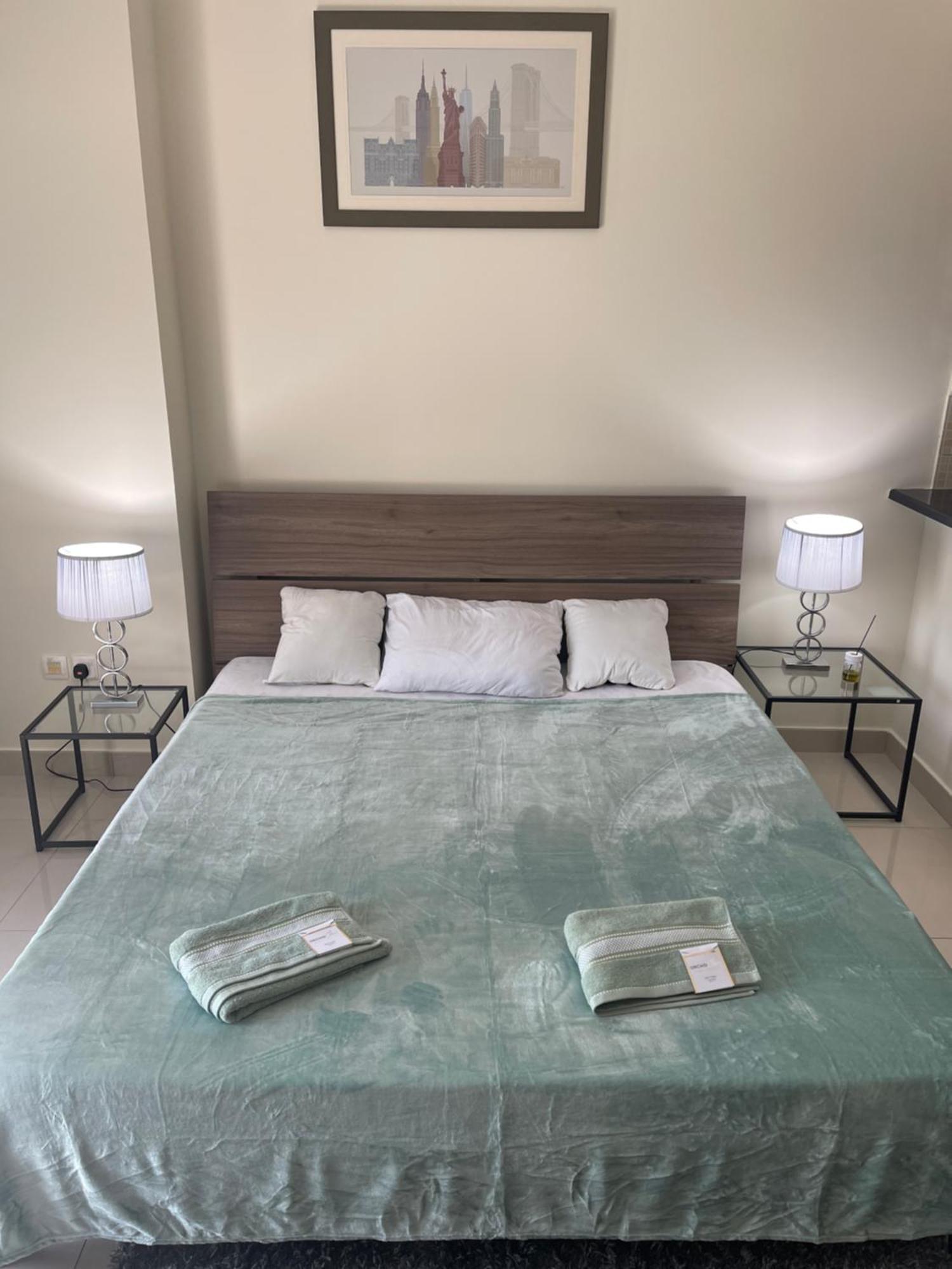 Great View, Dubai Sportcity, Parking Included, Nice Apartments 외부 사진