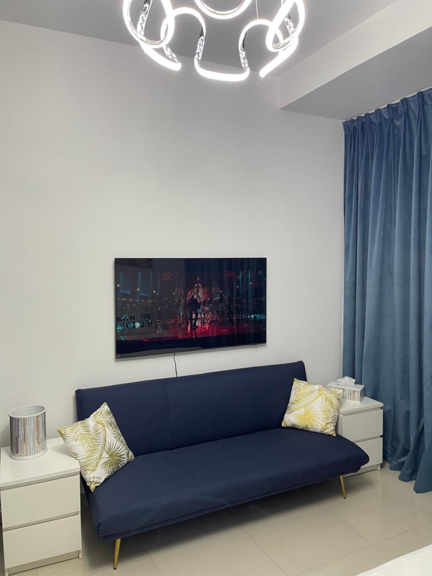 Great View, Dubai Sportcity, Parking Included, Nice Apartments 객실 사진