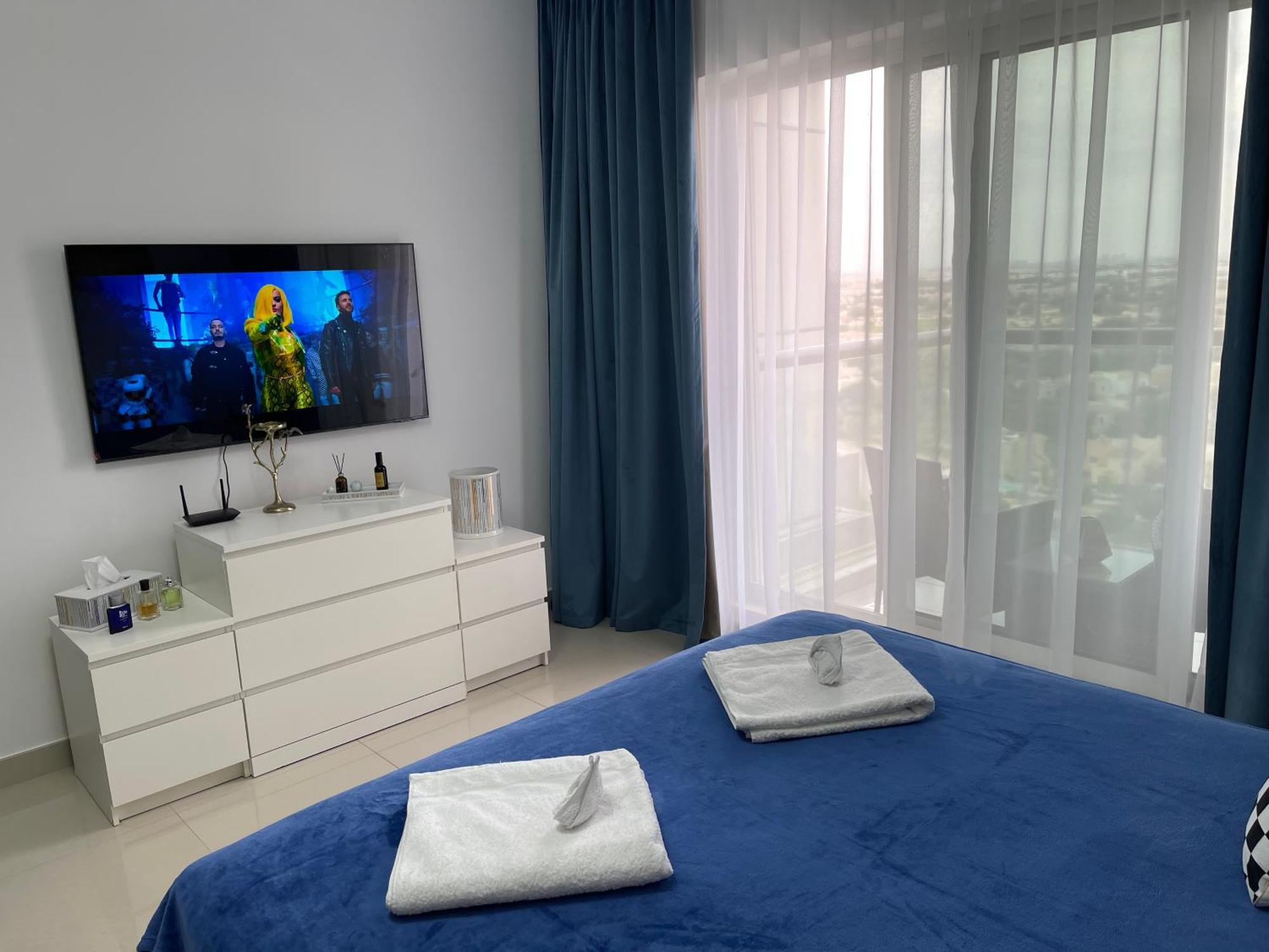 Great View, Dubai Sportcity, Parking Included, Nice Apartments 객실 사진